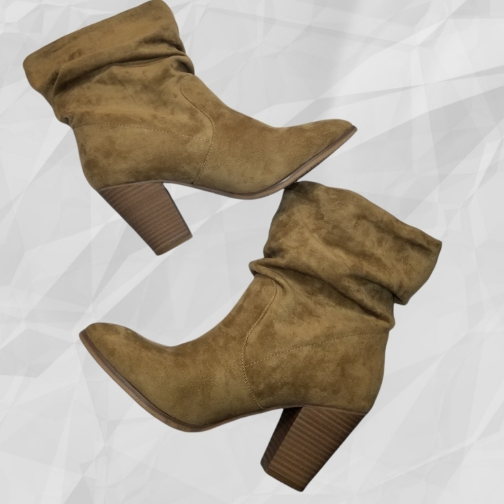 Mossimo Women's Boots Tan 8.5